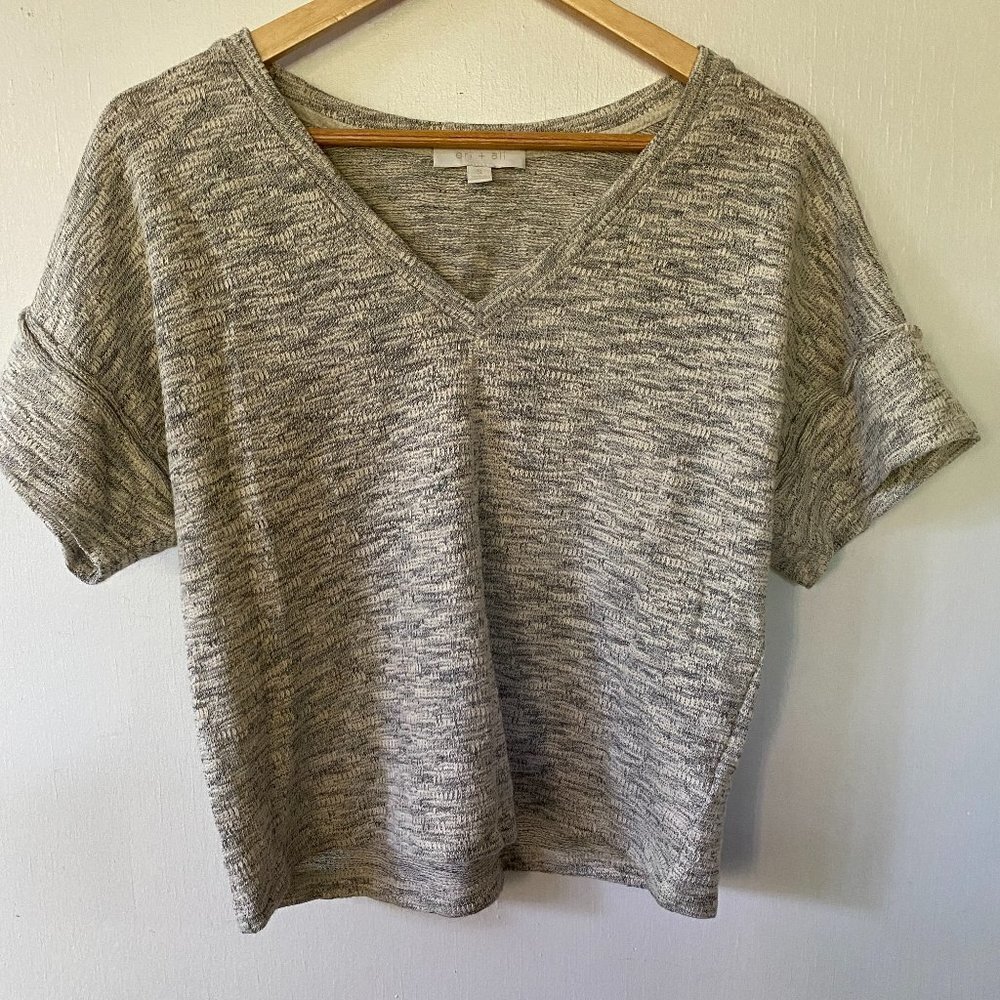 Eri + Ali Oversized Womens Blouse Small Gray Knit Boxy V-neck Short Sleeve